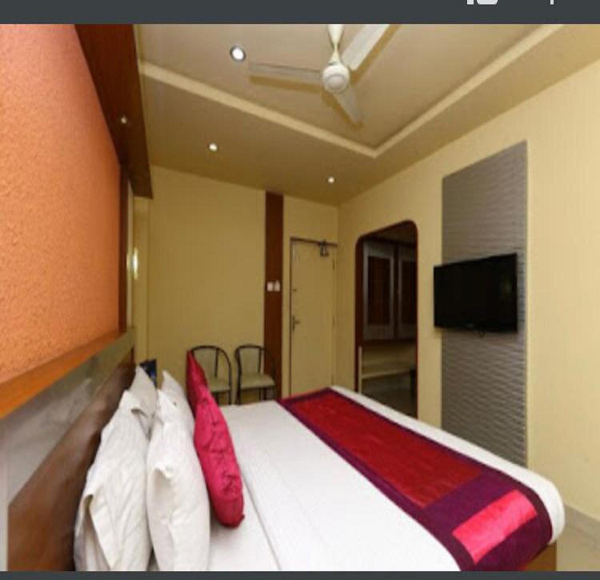 Navaratna Delight Coimbatore Exterior foto